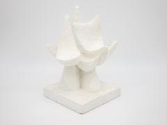 Abstract plastered statue - 2188410