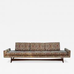 Adrian Pearsall Long Mid Century Modern Sculptural Walnut Frame Gondola Sofa by Adrian Pearsall - 4326625