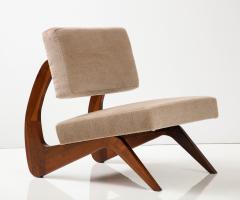 Adrian Pearsall Pair of Walnut Sculptural Lounge Chairs in Taupe Wool Mohair by Pierre Frey - 3210520