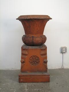 Aesthetic Period Planter - 2638588