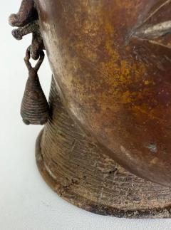 African Bronze Tribal Style Bust from Cameroon 20th Century Great Patina - 4117206