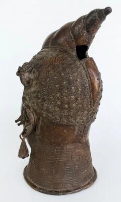 African Bronze Tribal Style Bust from Cameroon 20th Century Great Patina - 4117260