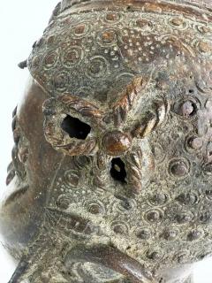 African Bronze Tribal Style Bust from Cameroon 20th Century Great Patina - 4117268