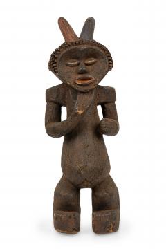 African Cameroon 20th Century Hand Carved Mabila Ancestor Figure - 4661818