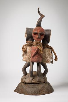 African D R Congo Reliquary Basket With Four Figures - 4658111