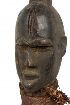 African Gabon 20th Century Hand Carved Tsogo Heddle Pulley with Carved Head - 4666913
