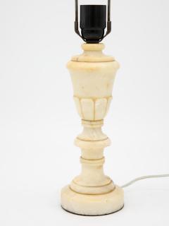 Alabaster Lamp - 2156317