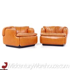 Alberto Rosselli Alberto Rosselli for Saporiti Confidential Leather Lounge Chairs Pair - 3683935