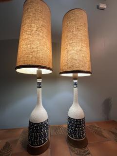 Aldo Londi MID CENTURY ITALIAN ELONGATED BOTTLE CERAMIC LAMPS WITH ORIGINAL SHADES - 3157359