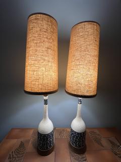 Aldo Londi MID CENTURY ITALIAN ELONGATED BOTTLE CERAMIC LAMPS WITH ORIGINAL SHADES - 3157362