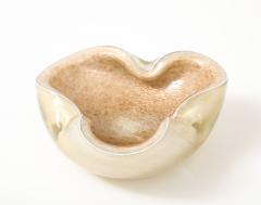 Alfredo Barbini Barbini Ivory Gold Fleck Murano Glass Vide Poche - 4418406