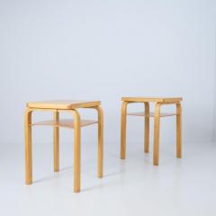 Alvar Aalto Pair of Alvar Aalto Small Side Tables Model A86 in Honey Birch Artek 1940s - 4308004