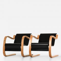 Alvar Aalto Pair of Easy Chairs in Molded Laminated Masurian Birch by Alvar Aalto 1940s - 4467713