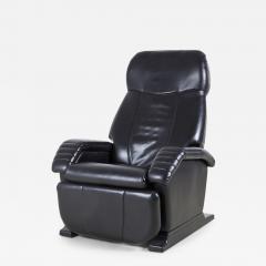 American Contemporary Black Leather Massage Chair - 3179281