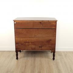 American Federal Period Bow Front Mahogany Chest circa 1800 - 2827822