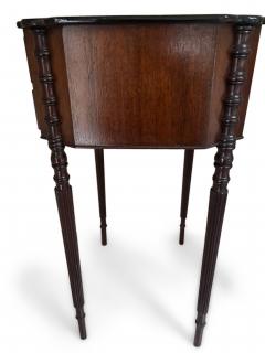 American Federal mahogany 2 drawer end table - 4659229