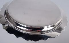 American Modern Georgian Sterling Silver Piecrust Tray - 4190331