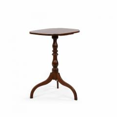 American Pedestal Mahogany Tripod Table - 1437945