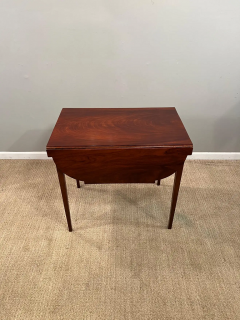 American Pembroke table - 2768727