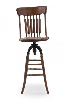 American Victorian Bookkeepers Swivel Chair - 4667684