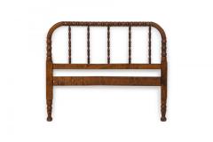 American Victorian Style Walnut Twin Bed - 4171202