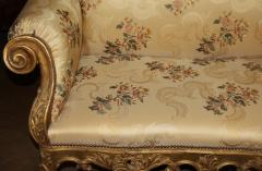 An 18th Century Italian Louis XV Carved Giltwood Settee - 3298844