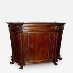 An 18th Century Italian Notched Hinged Top Walnut Credenza - 3527737