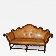 An 18th Century Piedmontese Walnut Sofa - 3561073