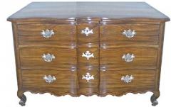 An 18th Century Portuguese Rosewood Arbalette Commode - 3501428