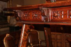 An 18th Century Spanish Walnut Desk - 3275369