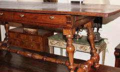 An 18th Century Tuscan Walnut Library Table - 3656779