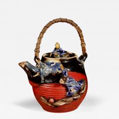 An Amusing Sumida Gawa Japanese Teapot Meiji period Circa 1910  - 3333512