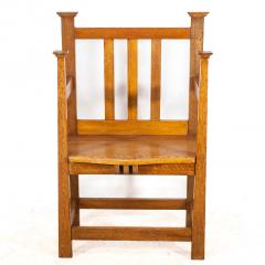 An Arts Crafts Hall Seat in the Glasgow Style with Extended Capped Tops - 4192766