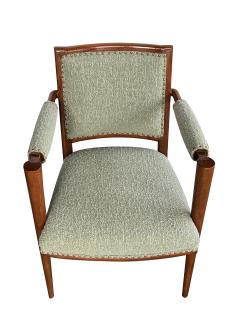 An Elegant Pair of French Art Deco Beechwood Arm Chairs - 3349302