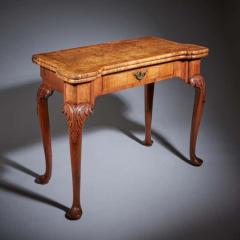 An Elegant and Rare George II Pollard Oak and Walnut Card Table Circa 1740 - 3953757