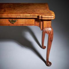 An Elegant and Rare George II Pollard Oak and Walnut Card Table Circa 1740 - 3953764