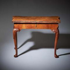 An Elegant and Rare George II Pollard Oak and Walnut Card Table Circa 1740 - 3953765