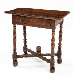 An English Elm Burl Wood Table - 3112289