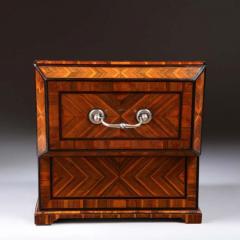 An Extremely Rare Geometric George II Parquetry Cocuswood Tea Caddy Circa 1730 - 3447683