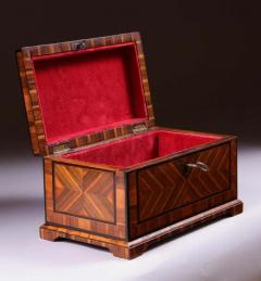 An Extremely Rare Geometric George II Parquetry Cocuswood Tea Caddy Circa 1730 - 3447685