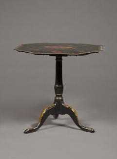 An Extremely Rare Pair Of George III Lacquer And T le Peinte Center Tables - 1376162