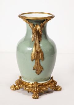 An Important Pair of French Ormolu Mounted Chinese Celadon Glazed Urns - 3429214