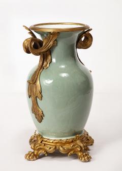 An Important Pair of French Ormolu Mounted Chinese Celadon Glazed Urns - 3429216