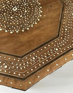 An Intricately Inlaid Anglo Indian Octagonal Side traveling Table - 3467192