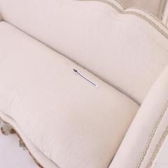 An Italian painted and carved settee 18th C in recent fabric  - 4234559