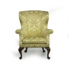 An elegant George I walnut wing armchair - 3156583