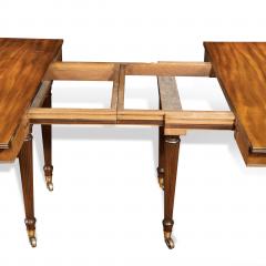 An imperial action mahogany extending dining table attributed to Gillows - 2167096