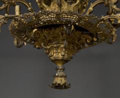 An interesting gilt tole Eight arm chandelier with faux lace ruff  - 3906443