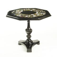 An octagonal Derbyshire Black Marble table with Lapis Lazuli - 3335482