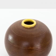 Anna Lisa Thomson 2 ANNA LISA THOMSON CERAMIC RIBBED VASES FOR UPSALA EKEBY 1930 - 2053475